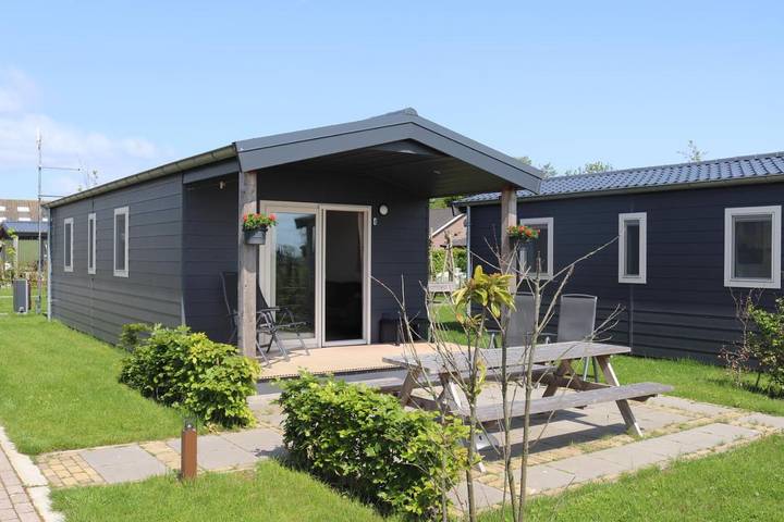 Appartement voor 4 personen, with Terras and Tuin as well as Uitzicht in Weesp