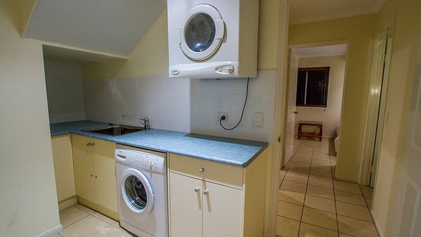 Holiday home for 13 people, with balcony in Agnes Water