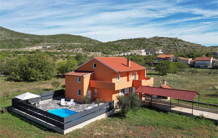 Ferienhaus für 6 Personen, mit Terrasse