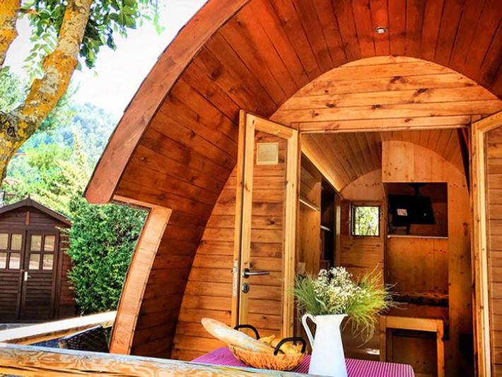 Apartamento para 2 personas, con Jacuzzi además de Terraza y Piscina en Prades