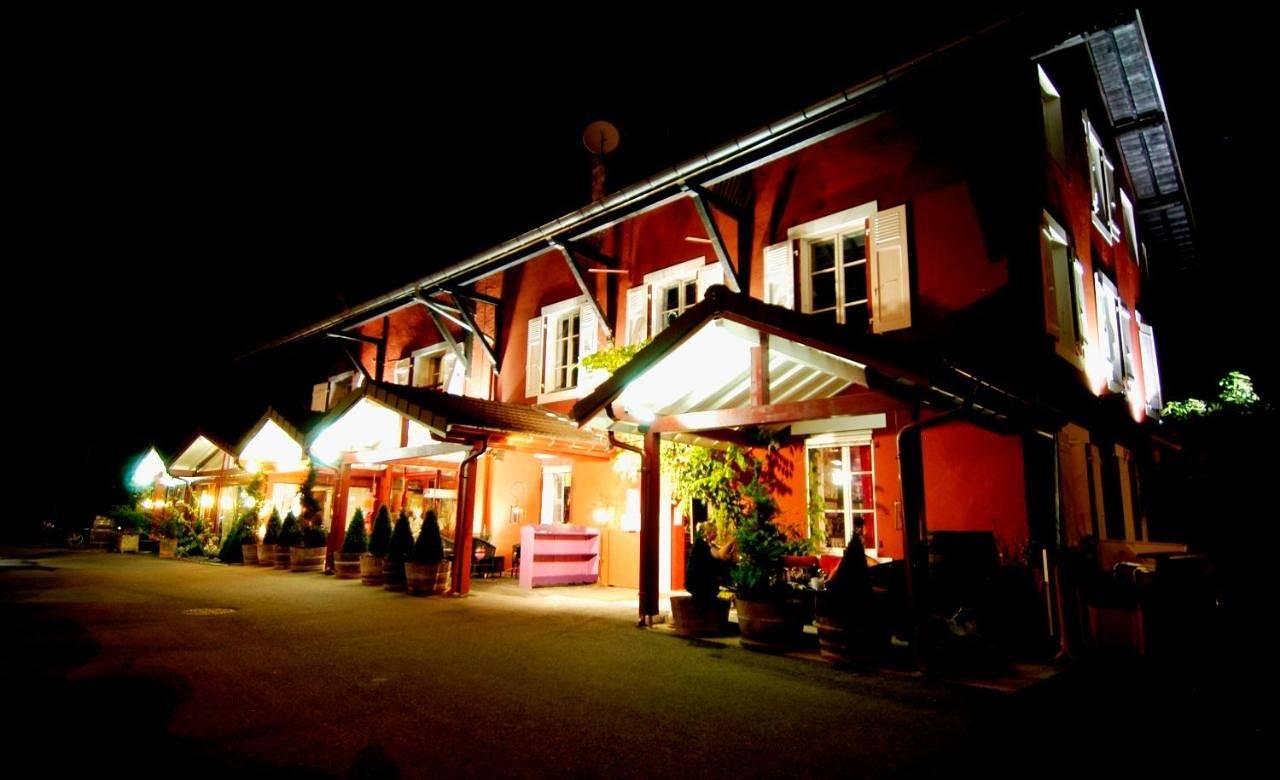Auberge De Maison Rouge in Vétraz-Monthoux, Région de Saint-Julien-en-Genevois
