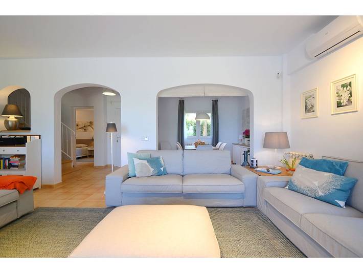 Finca für 6 Personen, mit Garten und Balkon sowie Pool, kinderfreundlich in Colònia de Sant Pere - 2