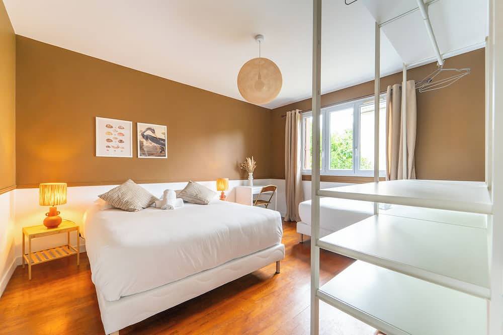 Villa 8 Chambres/15 Lits - 20 min Paris Centre in Aulnay-sous-Bois, Seine-Saint-Denis