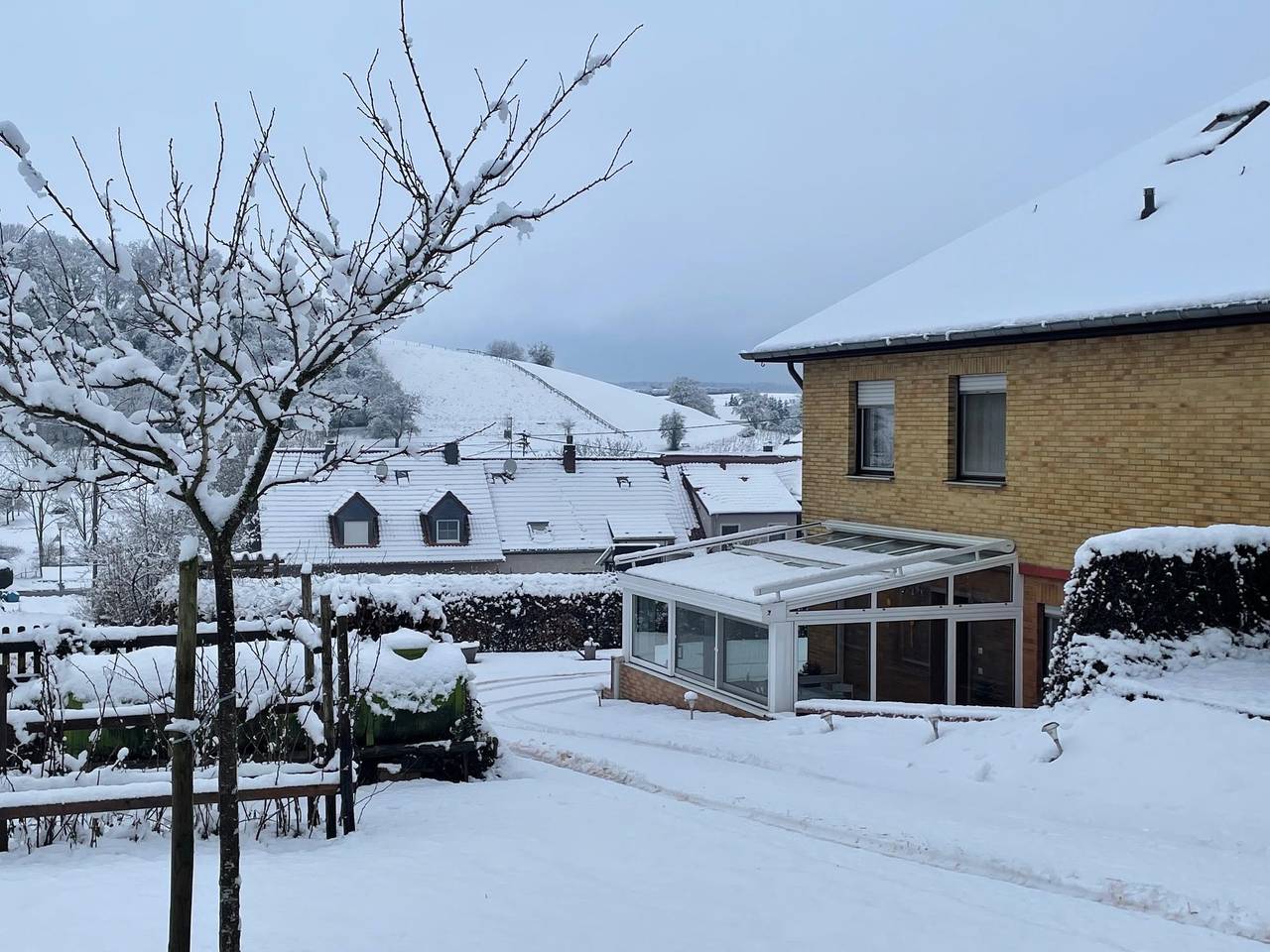 Apartamento vacacional entero, 4-Bett-Ferienwohnung Dusche/Wc, 2 Schlafräume in Gransdorf, Bitburg-Prüm