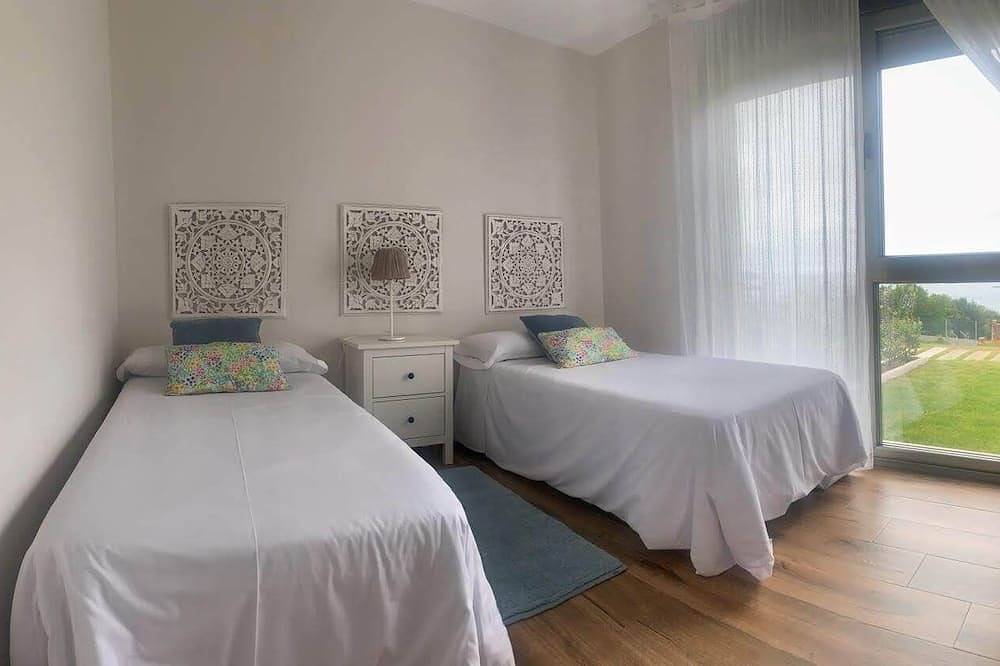 Casa Nueva Playa Areabrava Hío Cangas - Galicia in Cangas, Rias Baixas