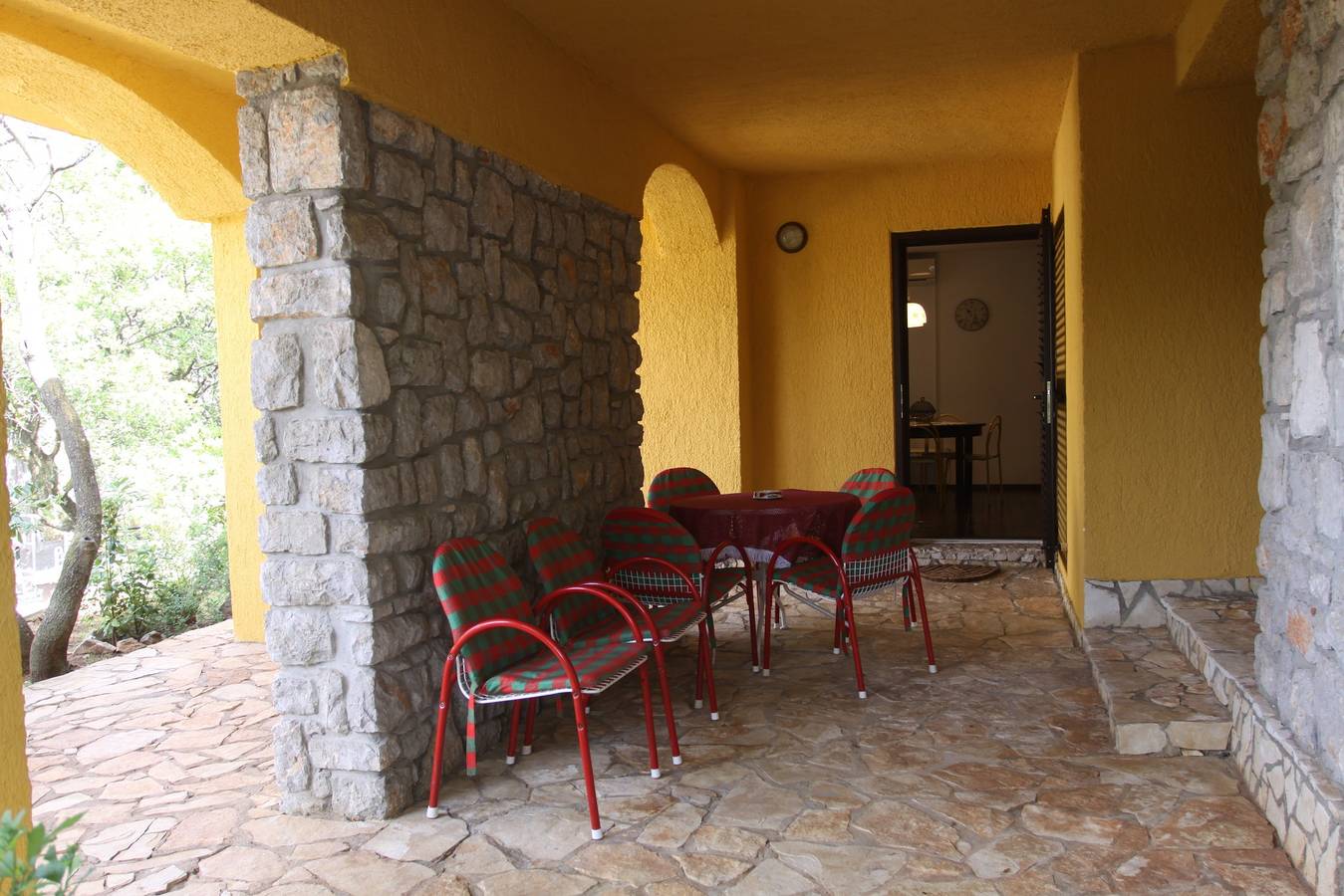 Ganze Wohnung, 2-Zimmer-Ferienwohnung mit Terrasse Klenovica, Novi Vinodolski A-23926-a in Klenovica, Primorje-Gorski Kotar
