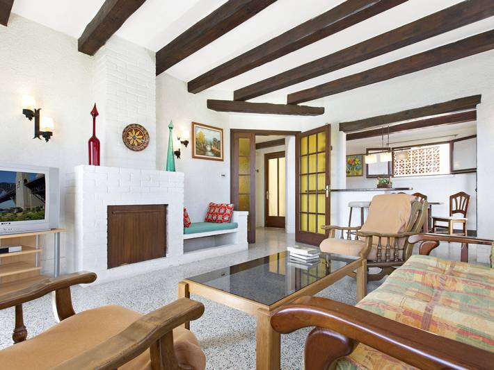 Casa rural para 6 personas, con Terraza y Jardín en Selva - 3