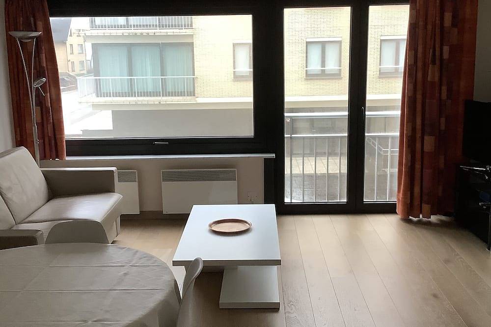 Geheel appartement, Zongerichte studio Sint-Idesbald met mooi zeezicht in Koksijde-Bad, Koksijde