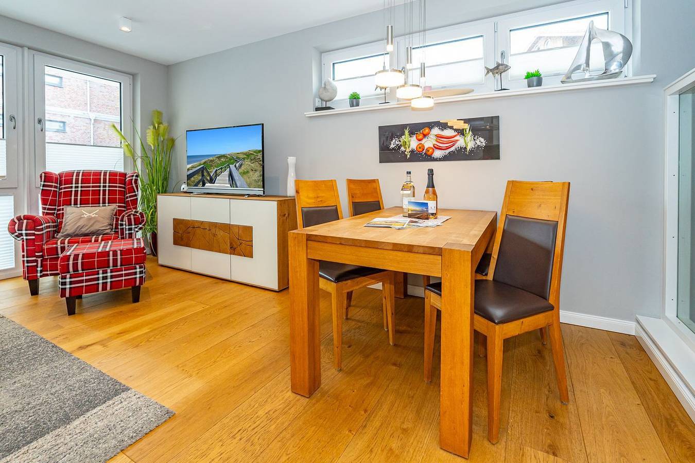 Ganze Wohnung, Ferienwohnung für bis zu 4 Personen mit Terrasse und Sauna. in Westerland, Sylt (Gemeinde)