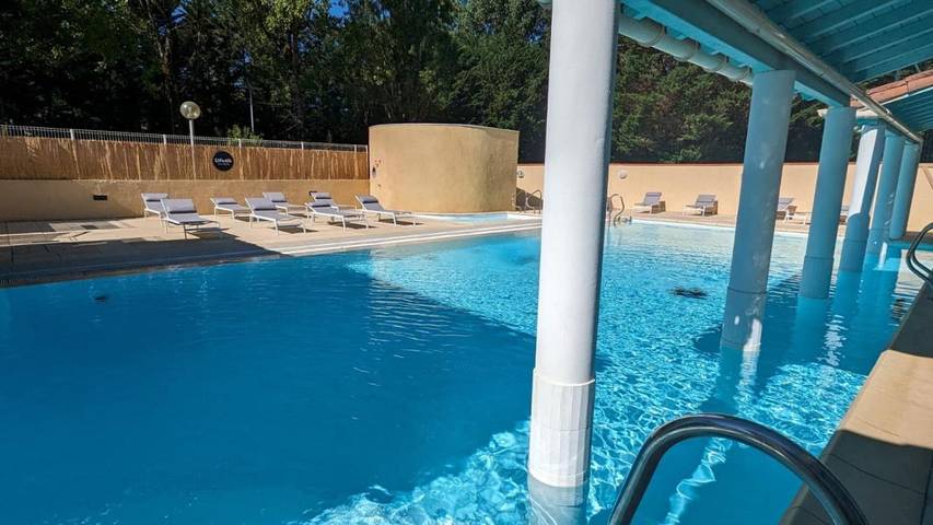 Location de vacances pour 4 personnes, avec terrasse et piscine à Ceilhes-et-Rocozels - 3