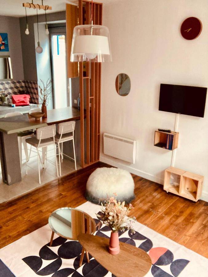 One-Bedroom House in Pougues-les-Eaux, Nièvre