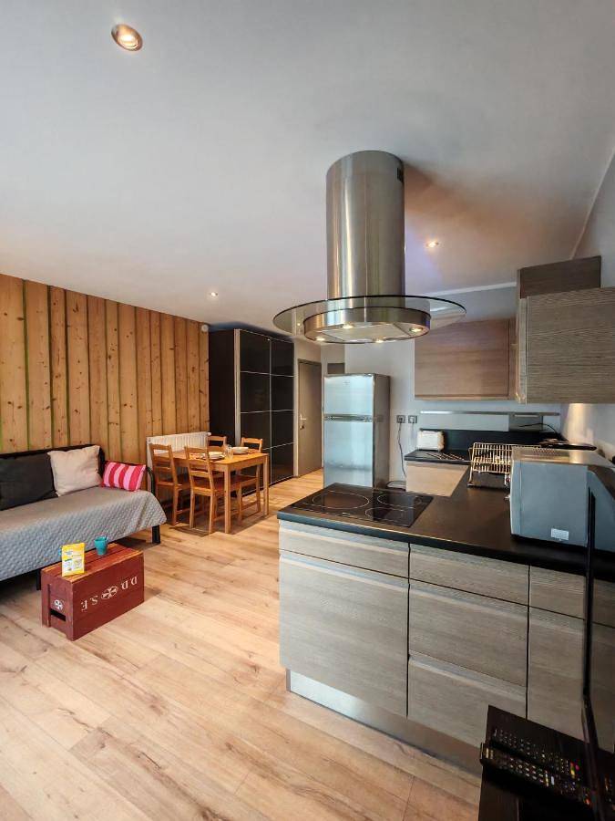 Gîte pour 4 personnes, avec terrasse dans Mont Mézenc - 2