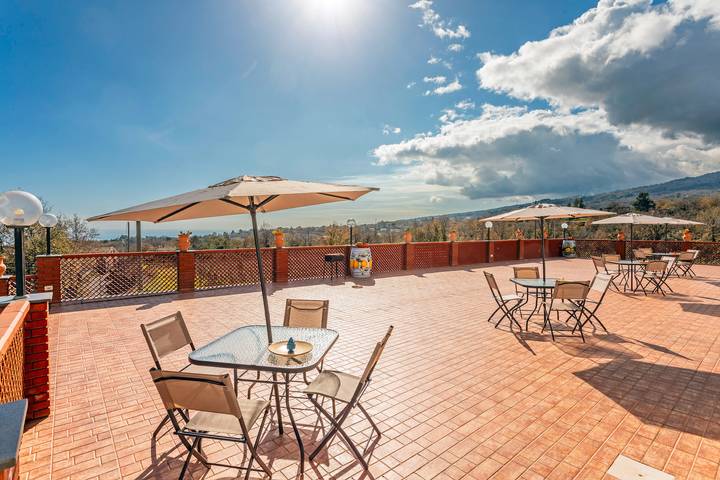 Appartamento per 5 persone, con animali domestici a Piedimonte Etneo