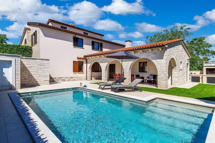 Ferienhaus für 4 Personen, mit Garten und Pool - 1