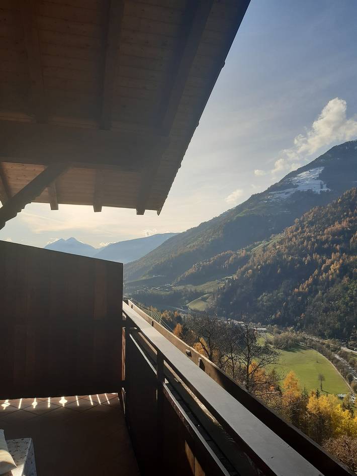 Entire apartment, Cosy Strickerhof Apartment 2 with Mountain View & Balcony in Sant'Orsola, San Leonardo in Passiria