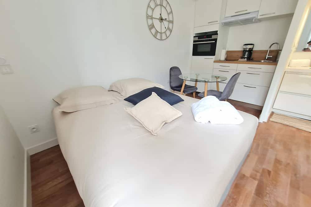 Apartamento entero, Le Poulorio 6 - Studio - Proche Gare * By Locly * in Lorient, Côte des Mégalithes