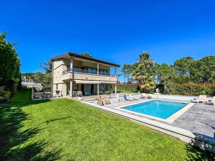 Casa rural para 10 personas, con piscina además de jardín y vistas en Sanxenxo - 2