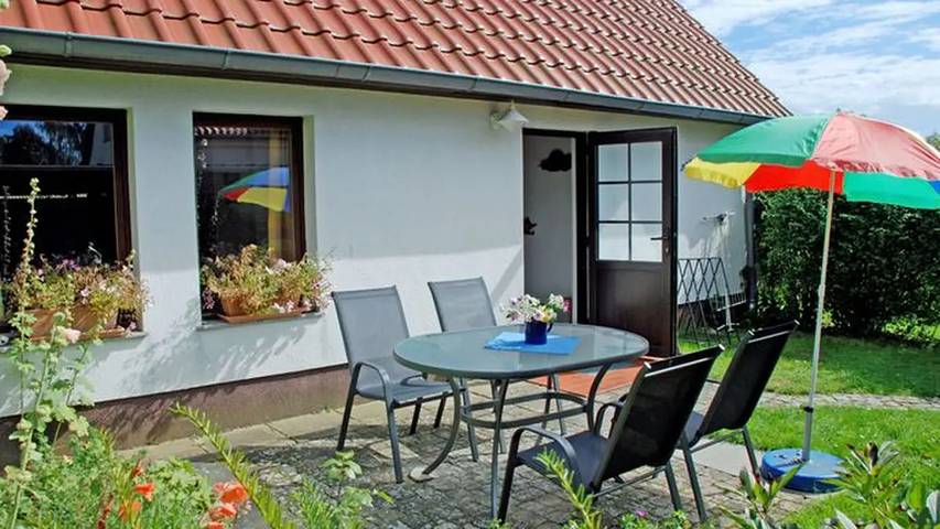 Ferienwohnung für 4 Personen, mit Terrasse und Garten in Putbus