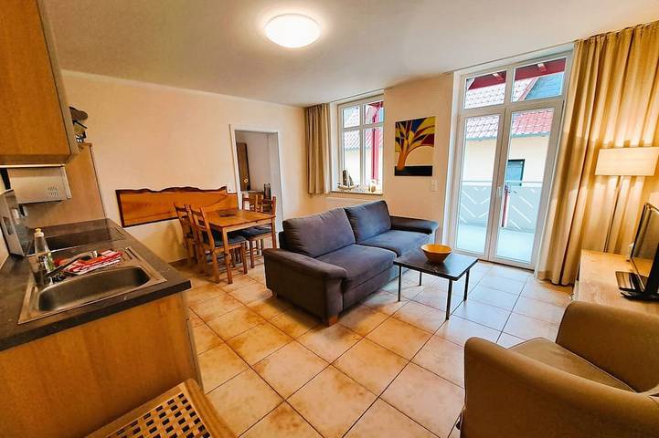 Villa für 4 Personen, mit Terrasse und Garten