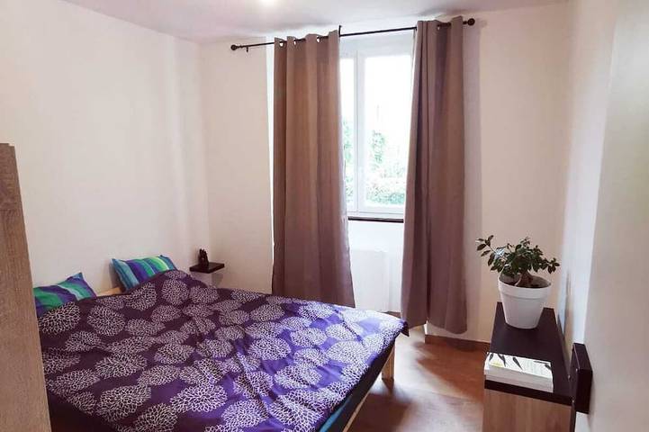 Appartement entier, Bel appartement spacieux près de la gare Rer C in Étampes, Essonne