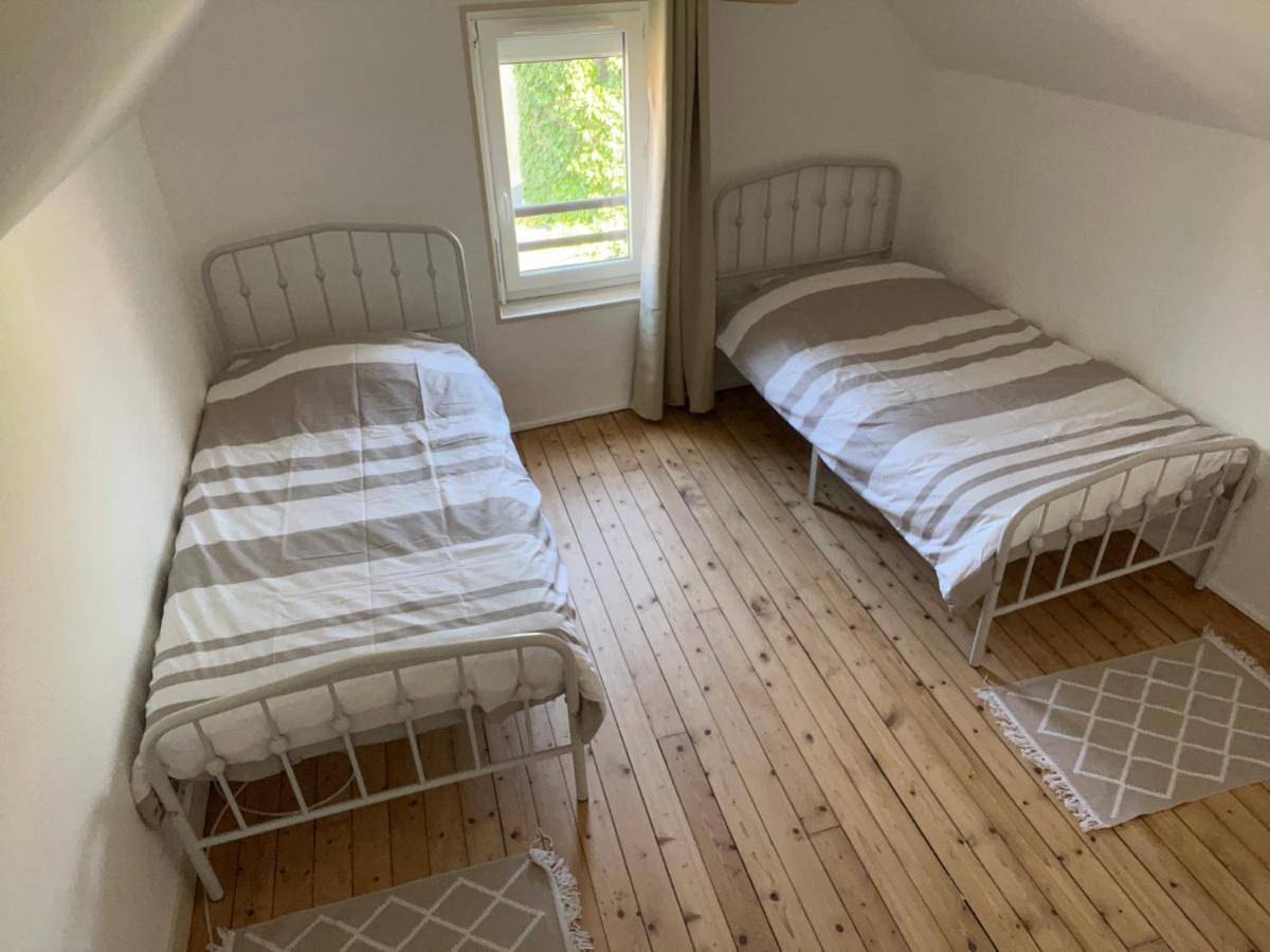 Appartement entier, Maison de ville - 7 couchages in Saint-Pierre-le-Moûtier, Nièvre