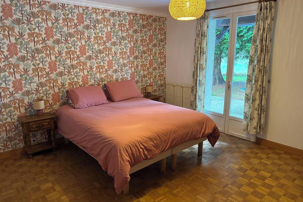 Maison calme, grand jardin, 4mn plage Houlgate, idéale pour les familles in Gonneville-sur-Mer, Région de Lisieux