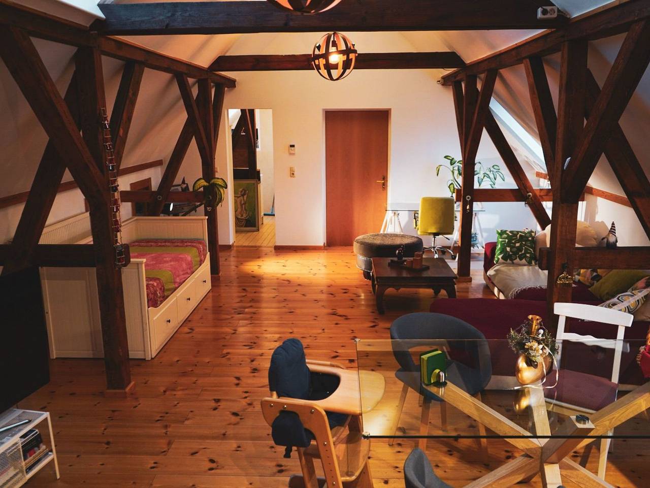 Ganze Ferienwohnung, Historisches Retro Loft 70m2 mit Garten in Caputh, Schwielowsee