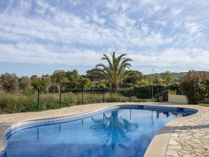 Casa rural para 18 personas, con Balcón además de Terraza y Jardín en La Armentera - 3