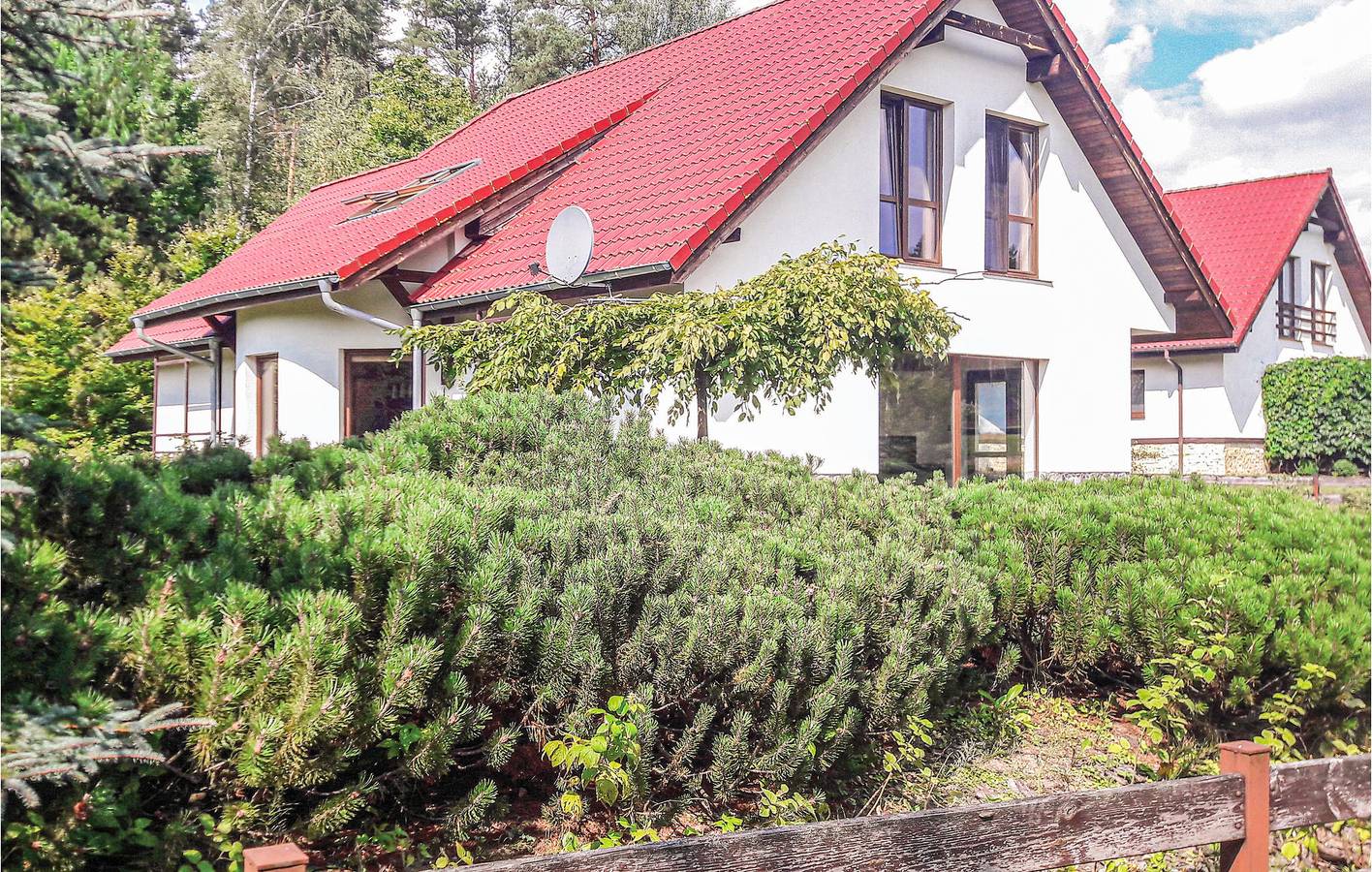 Ferienhaus für 8 Personen mit Terrasse in Powiat Olsztyński