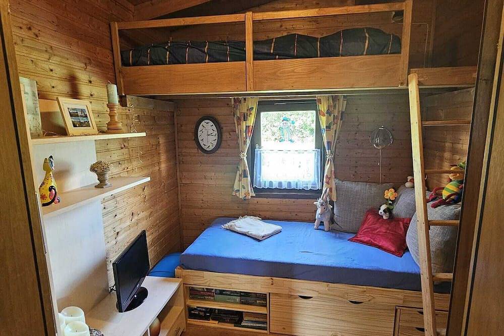Idyllische Auszeit im Ferienhaus Waldgeflüster in Knüllwald, Knüllgebirge