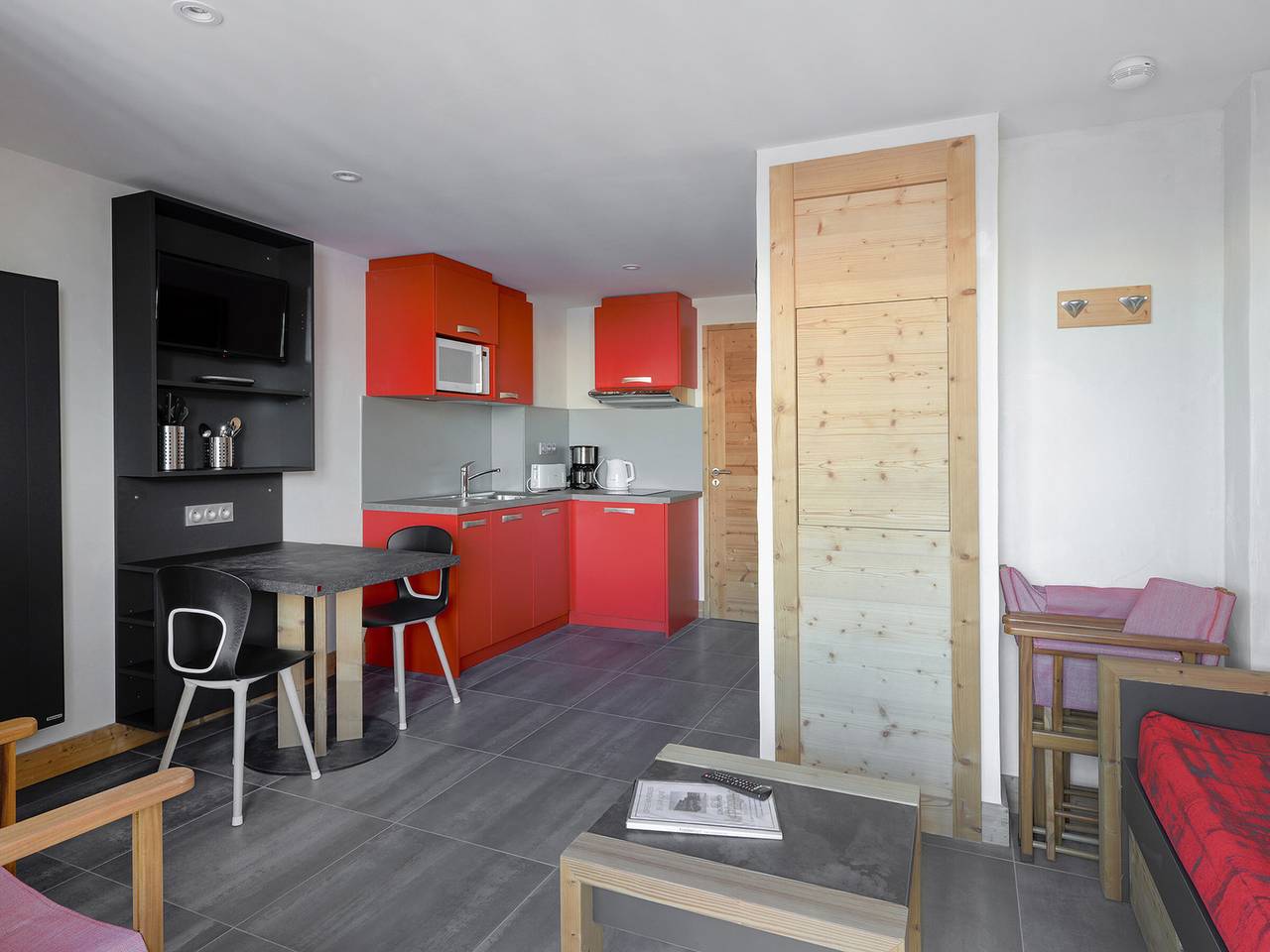 Estudio entero, Estudio renovado para 2, ski in, mascotas, parking in Bellentre, La Plagne-Tarentaise