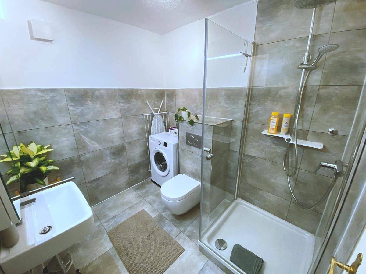 Appartement entier, One-Bedroom Apartment in Offenbourg, Forêt-Noire centrale