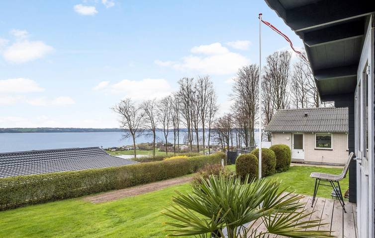 Ferienhaus für 5 Personen, mit Terrasse und Garten in Skarrev - 4