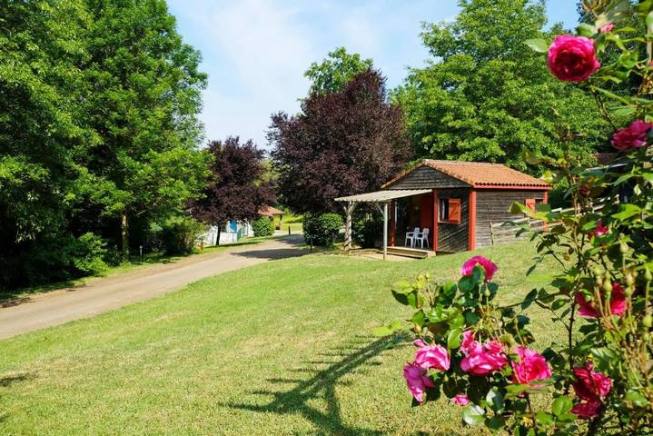 Location de vacances pour 4 personnes, avec piscine et terrasse à Mouchamps - 4