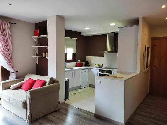 Apartamento de vacaciones para 4 personas, con vistas y terraza - 1