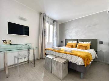 Gîte pour 2 personnes, avec vue dans Office de Tourisme de Cannes