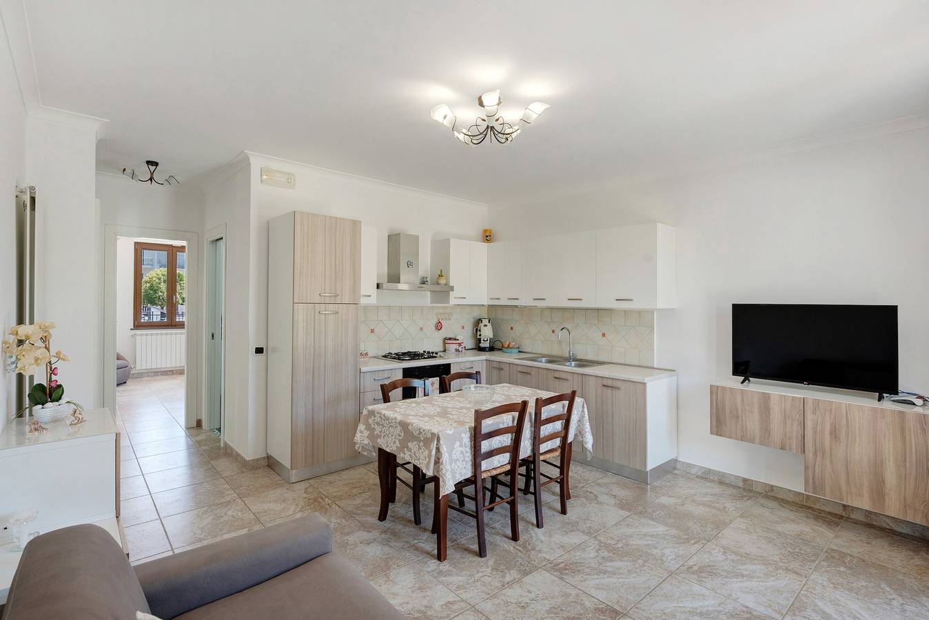Ganze Wohnung, Ferienwohnung 'Confortevole Chalet Degli Dei' mit Bergblick, privater Terrasse und Wi-Fi in Pianillo, Agerola