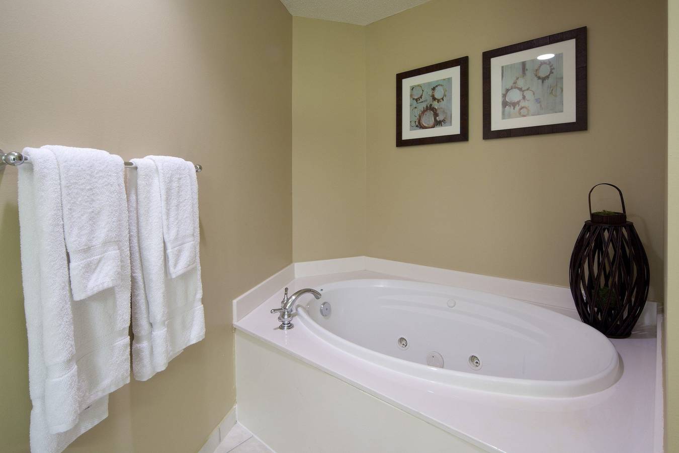 Holiday Inn Club Vacations Galveston Beach Resort in Galveston Island, Galveston