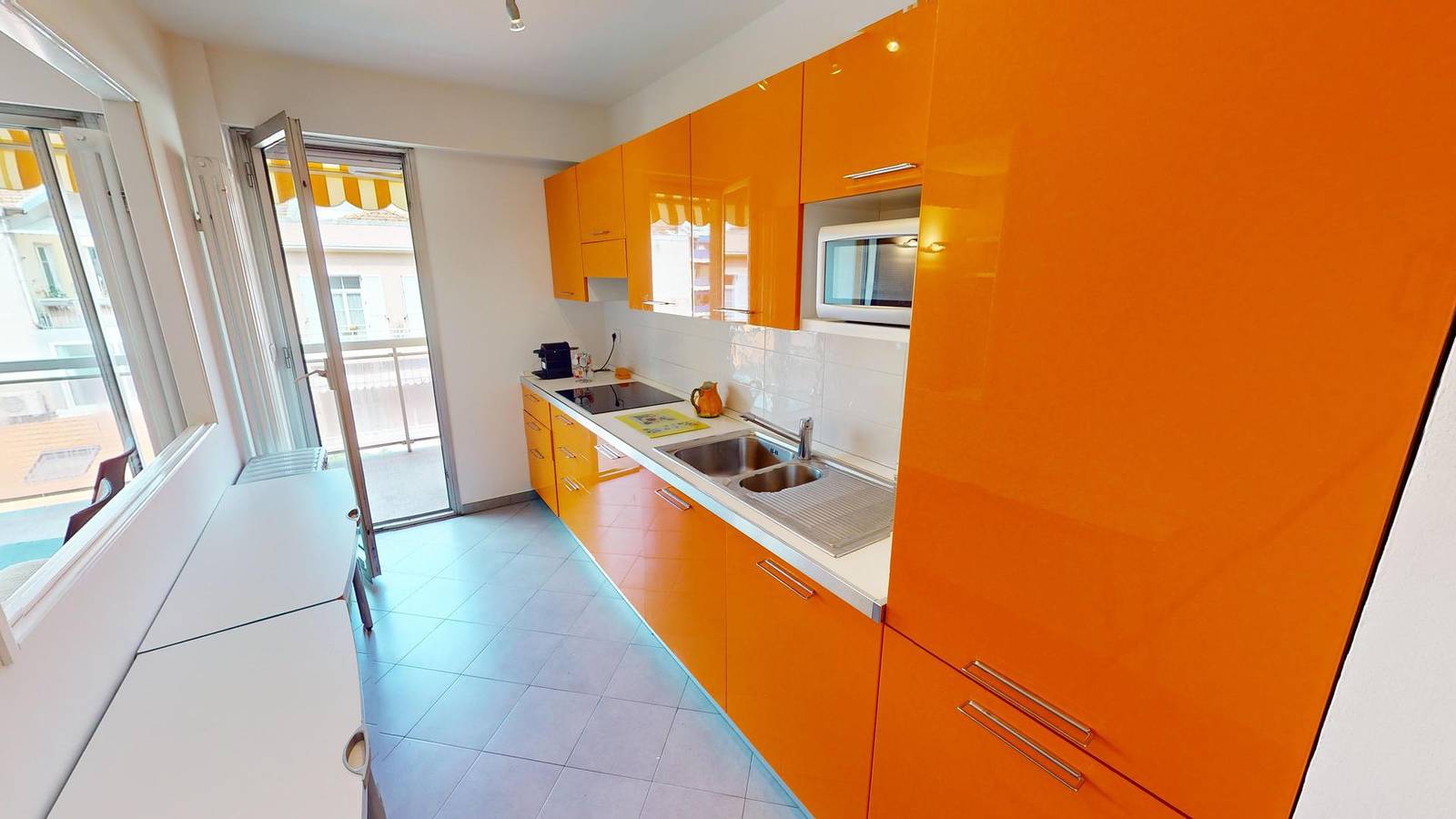 Appartement entier, Giotto - Superbe 3P avec terrasse plein centre-ville et proche mer in Menton, Région de Nice