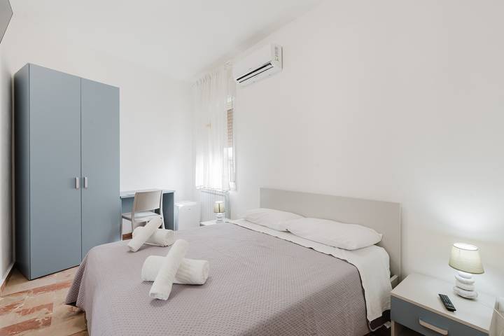 Vacation rental for 4 people, with balcony in Palermo Province