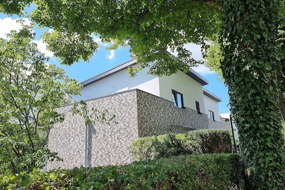 Ganze Wohnung, \"Sonnendeck\" - Moderne Ferienwohnung in Varel in Langendamm, Varel