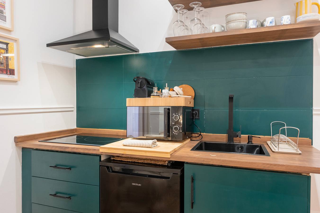 Geheel appartement, Appartement 'Charming In Sevilla' met Wi-Fi en airconditioning in Casco Antiguo, Sevilla