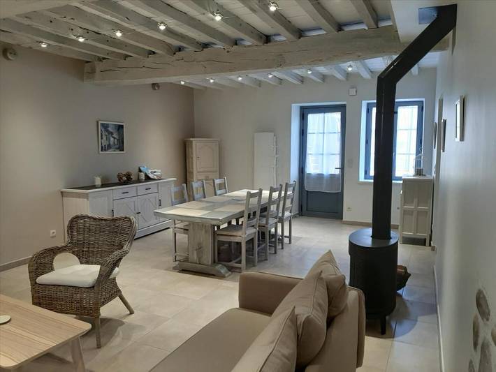 Location de vacances pour 8 personnes, avec terrasse à Pérouges - 3