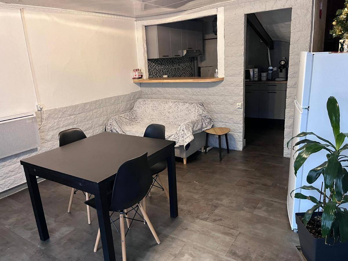 Appartement entier, Two-Bedroom Apartment in Val-d'Oise
