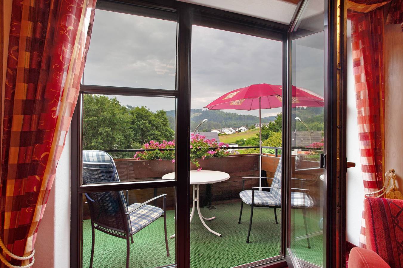 Ganze Wohnung, Ferienwohnung 'Appartment 7' mit Bergblick, Balkon und Wi-Fi in Willingen, die Mittelgebirge