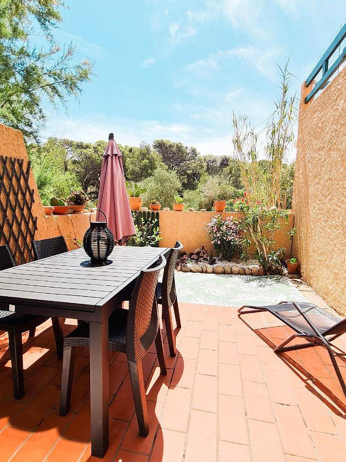 Location de vacances pour 5 personnes, avec jardin ainsi que piscine et vue à Fitou - 2