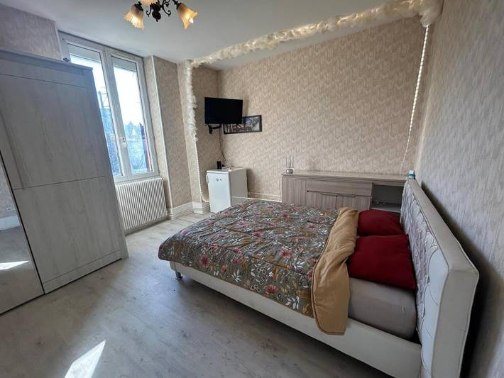 Location de vacances pour 3 personnes, avec terrasse à Montceau-les-Mines - 3