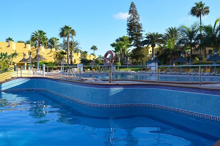 Apartamento de vacaciones para 3 personas, con piscina además de jardín y balcón - 1