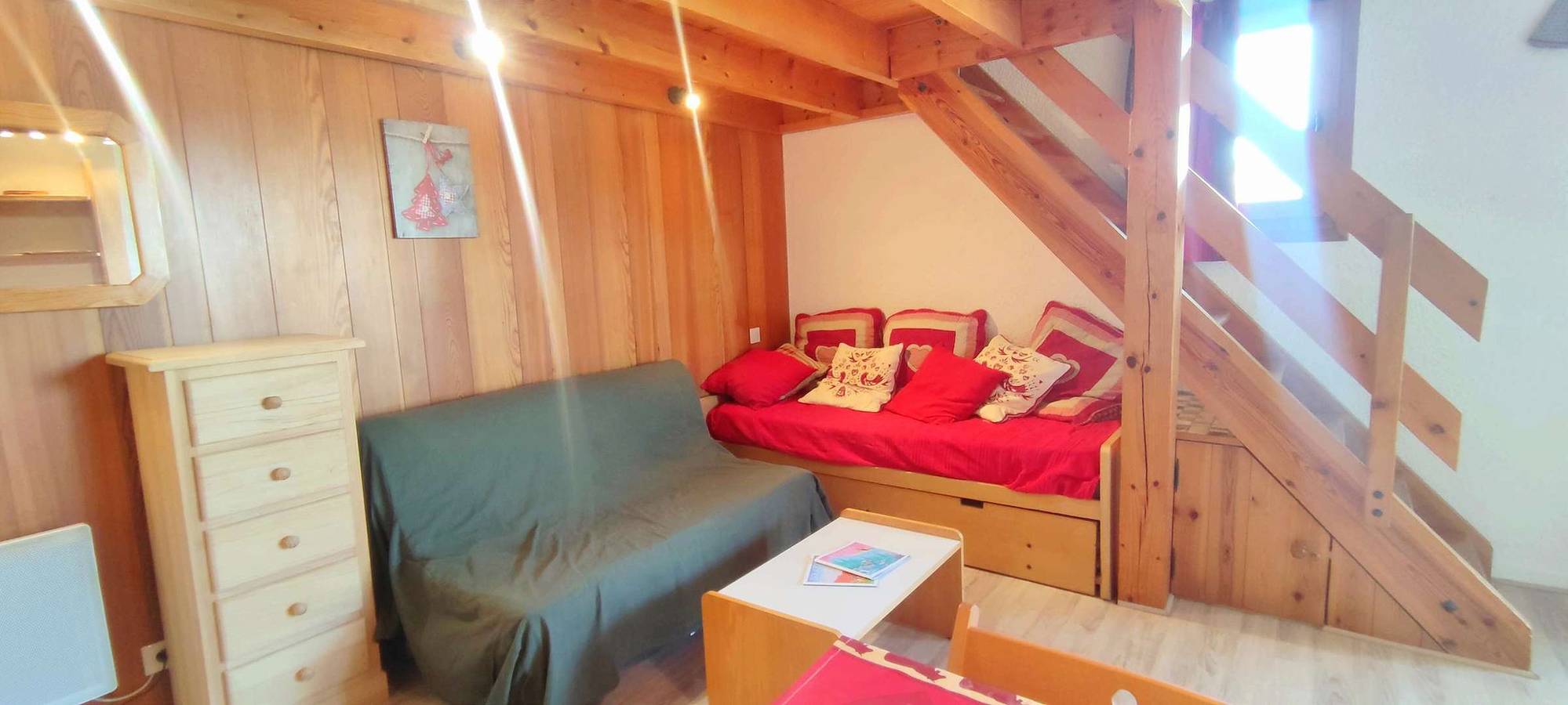 Geheel vakantieappartement, 2 Rooms Mezzanine In Quiet Hameau in Isola 2000, Isola