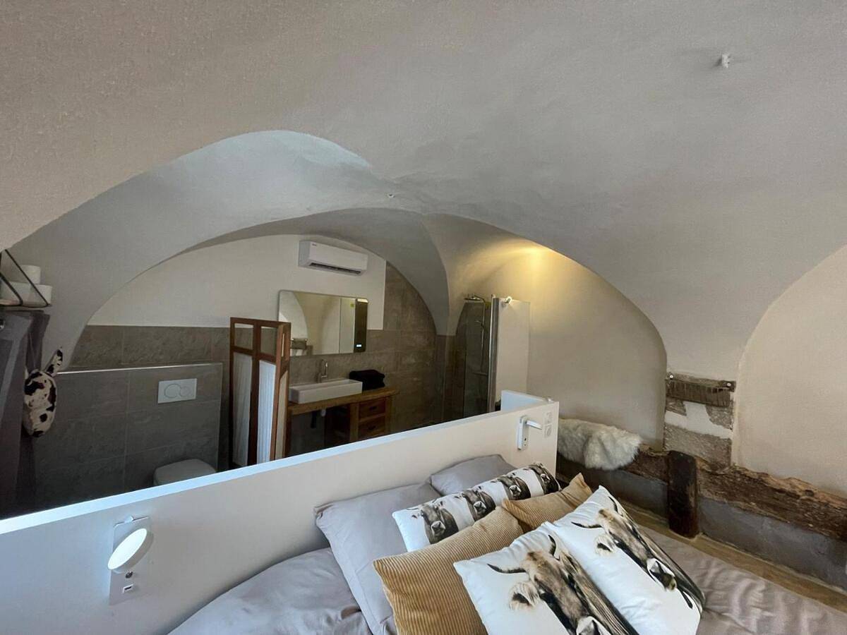 Appartement entier, Suite Ecurie in Vic-le-Comte, Parc Naturel Régional Livradois-Forez